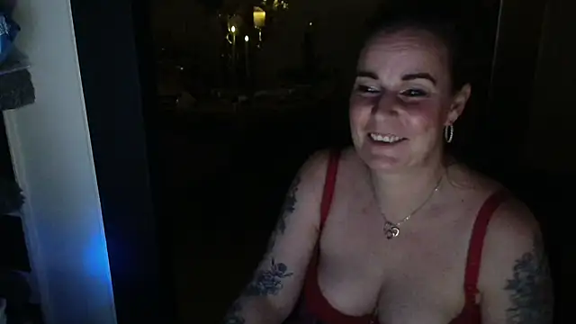 Mrs-Aurora online show from March 19, 2026, 10:10 pm