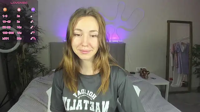 Snapshot of Luna_G0ld chatting on September 27, 2025, 11:55 pm Luna G0ld online show from September 27, 2025, 11:55 pm