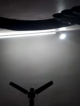 Snapshot of Tamil-Meenu12 chatting on October 29, 2025, 5:28 am Tamil-Meenu12 online show from October 29, 2025, 5:28 am