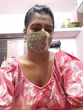 Snapshot of Tamil-Meenu12 chatting on May 21, 2026, 6:11 am Tamil-Meenu12 online show from May 21, 2026, 6:11 am