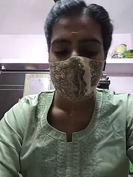 Snapshot of Tamil-Meenu12 chatting on June 3, 2026, 8:59 am Tamil-Meenu12 online show from June 3, 2026, 8:59 am