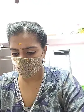 Snapshot of Tamil-Meenu12 chatting on May 14, 2026, 5:37 am Tamil-Meenu12 online show from May 14, 2026, 5:37 am