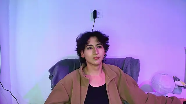 noidysis online show from October 22, 2025, 4:45 am