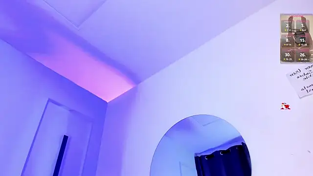 axaras online show from September 27, 2025, 1:28 pm