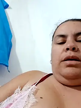 yaneth  online show from September 25, 2025, 1:22 am