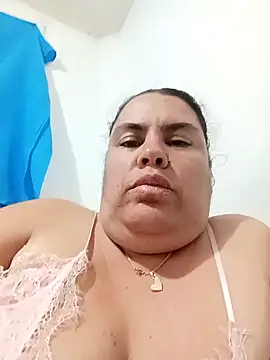 yaneth  online show from October 1, 2025, 2:27 am