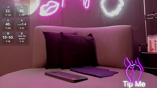 MissKathyfox online show from October 10, 2025, 8:53 pm