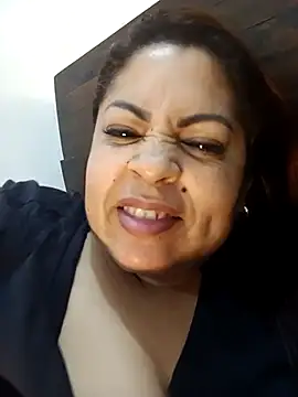 Snapshot of Karla_hilton1 chatting on October 24, 2025, 12:42 am Karla hilton1 online show from October 24, 2025, 12:42 am