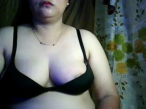 yuana25 online show from September 27, 2025, 6:52 am