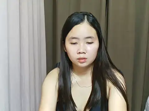 lovelysluttyxx online show from September 25, 2025, 1:17 pm