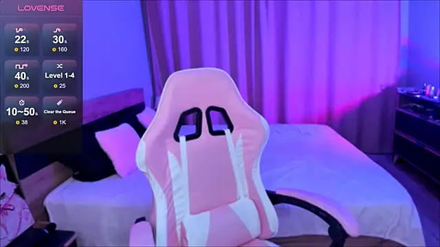 MiaScarlettt online show from September 23, 2025, 7:10 pm