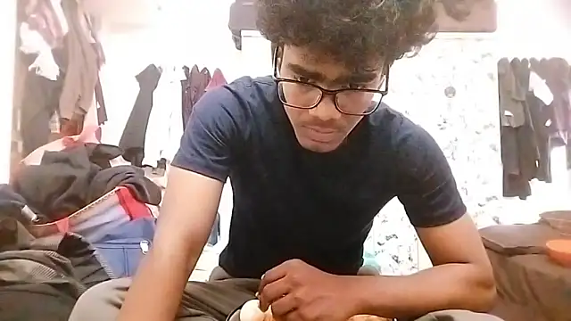 Rahulisagoodguy online show from December 17, 2025, 11:04 am