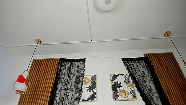 Snapshot of NicolWhite chatting on March 2, 2026, 12:56 pm NicolWhite online show from March 2, 2026, 12:56 pm