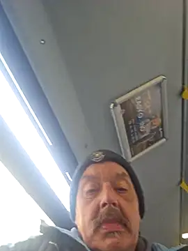 Fonse1860 online show from February 18, 2026, 9:28 am