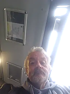 Fonse1860 online show from November 7, 2025, 9:36 am