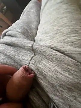 Fonse1860 online show from October 19, 2025, 9:01 am