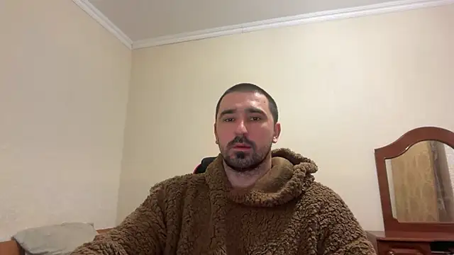 Snapshot of Hard_to_Obey chatting on February 2, 2026, 6:29 pm Hard to Obey online show from February 2, 2026, 6:29 pm