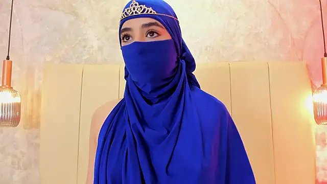 nayiraa  online show from September 23, 2025, 11:39 am