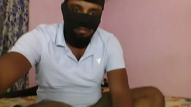 Snapshot of Latha1 chatting on October 7, 2025, 5:36 pm Latha1 online show from October 7, 2025, 5:36 pm