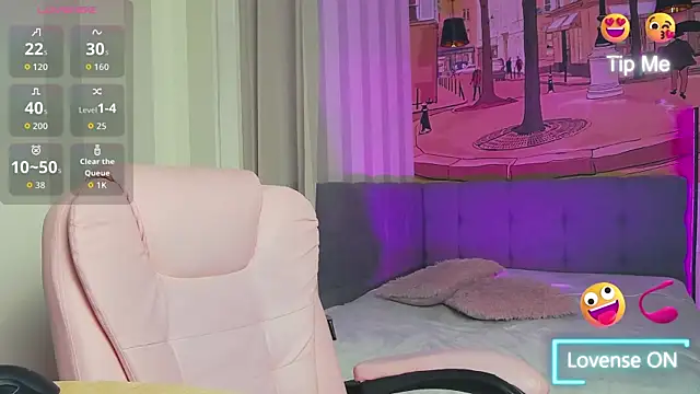 ALICE  alice online show from October 3, 2025, 8:21 pm