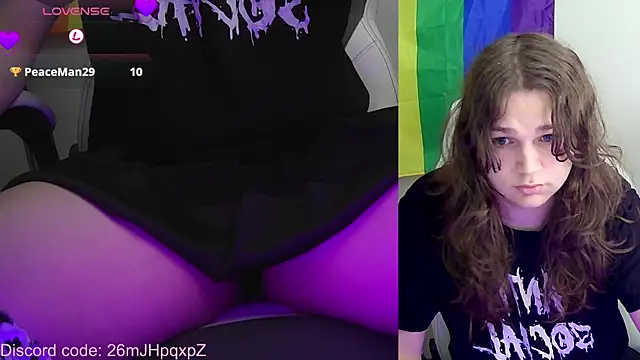 Snapshot of Elli-Ixby chatting on September 26, 2025, 2:46 pm Elli-Ixby online show from September 26, 2025, 2:46 pm