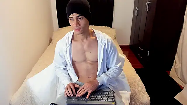 Snapshot of stylish_men chatting on September 29, 2025, 11:05 am stylish men online show from September 29, 2025, 11:05 am