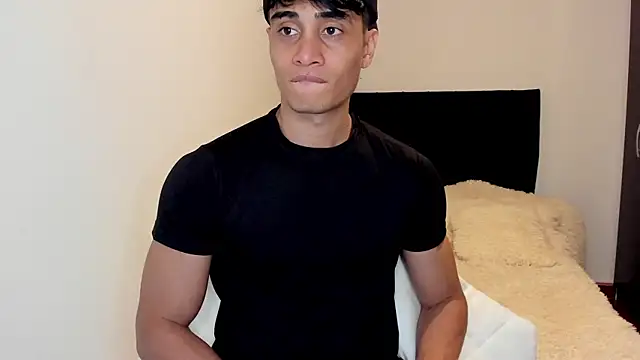 Snapshot of stylish_men chatting on September 28, 2025, 7:32 pm stylish men online show from September 28, 2025, 7:32 pm