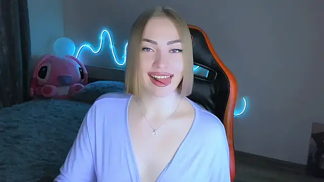 LaraKrein lk online show from March 1, 2026, 2:06 pm