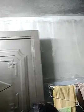 phlin1 online show from May 13, 2026, 4:41 am