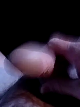 69dagosto online show from April 12, 2026, 7:44 am