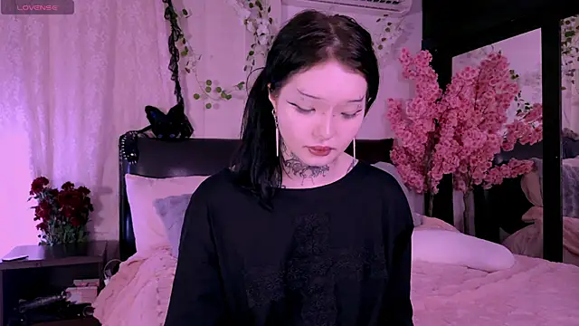 Lein Bone online show from October 27, 2025, 12:11 am