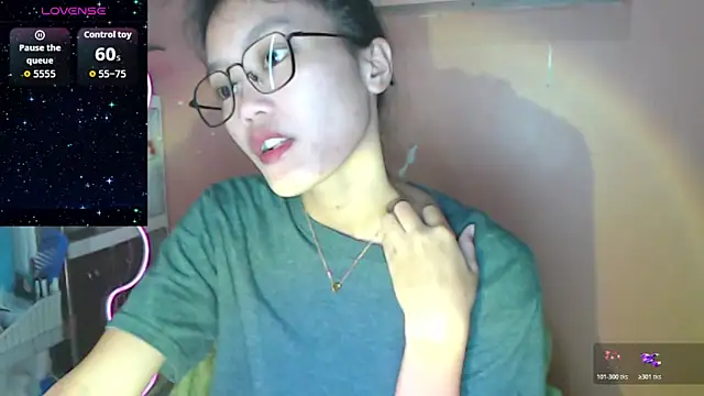 Snapshot of skinny_gracie chatting on February 15, 2026, 3:11 pm skinny gracie online show from February 15, 2026, 3:11 pm