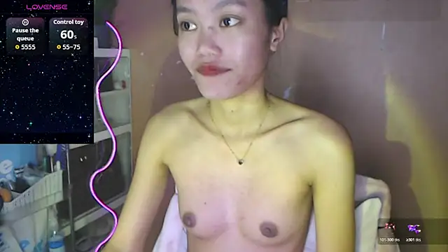 Snapshot of skinny_gracie chatting on February 7, 2026, 1:30 pm skinny gracie online show from February 7, 2026, 1:30 pm