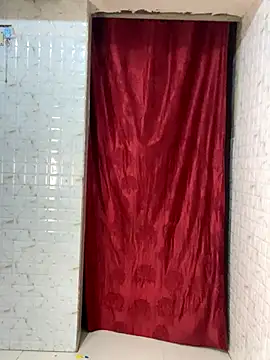 MONA 0213 online show from September 24, 2025, 5:41 pm