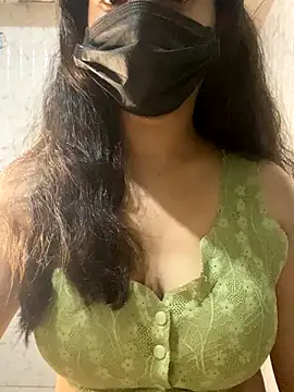 MONA 0213 online show from October 8, 2025, 6:41 pm