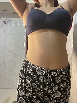 MONA 0213 online show from October 9, 2025, 6:41 pm