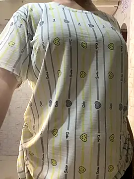 MONA 0213 online show from October 10, 2025, 7:04 pm