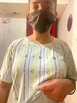 MONA 0213 online show from October 4, 2025, 6:53 pm