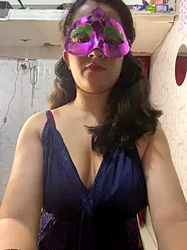 MONA 0213 online show from October 18, 2025, 6:21 pm