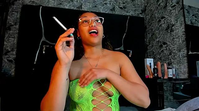 Keila cute online show from September 16, 2025, 4:24 am