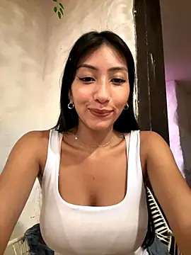 Snapshot of Mavi_roouse_ chatting on October 1, 2025, 1:22 am Mavi roouse online show from October 1, 2025, 1:22 am