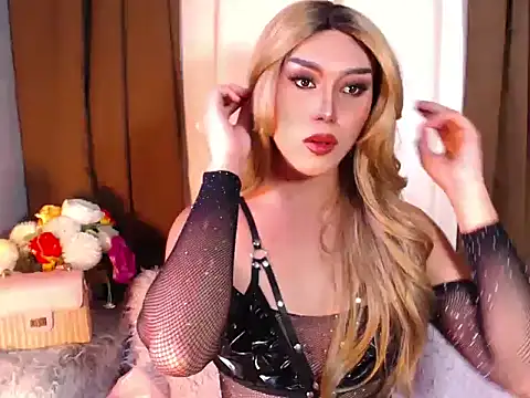 Snapshot of YourdreamgirlMargarita chatting on October 14, 2025, 6:25 am YourdreamgirlMargarita online show from October 14, 2025, 6:25 am