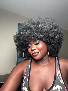 WomanNextdoor1 online show from July 4, 2026, 11:31 pm