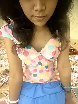 Snaya-baby online show from November 9, 2025, 1:37 pm