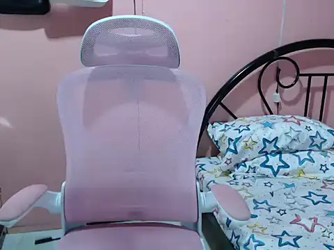 Snapshot of Wynxx chatting on December 20, 2025, 5:54 am Wynxx online show from December 20, 2025, 5:54 am