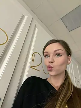 Snapshot of MarilynNova chatting on January 17, 2026, 4:16 am MarilynNova online show from January 17, 2026, 4:16 am