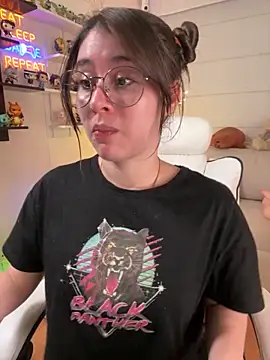 Sharon 07 online show from December 2, 2025, 11:39 pm