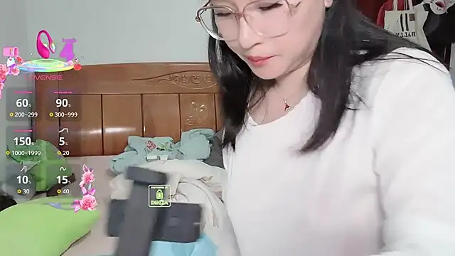 Liqinqin online show from September 8, 2025, 3:00 pm
