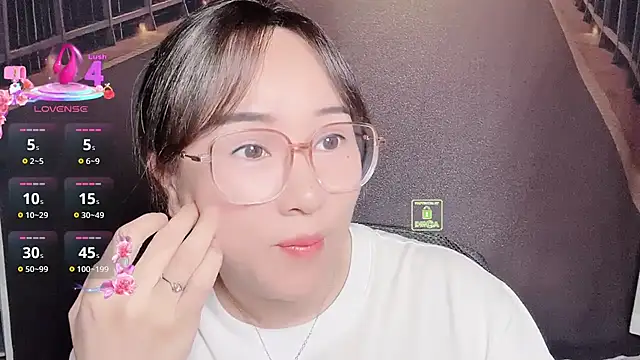Liqinqin online show from September 10, 2025, 3:55 pm