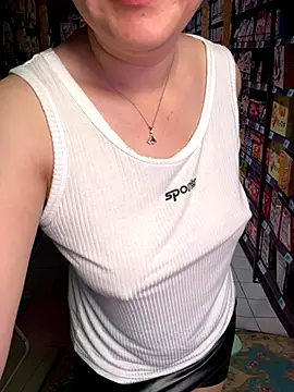 Snapshot of Liqinqin chatting on September 28, 2025, 10:17 pm Liqinqin online show from September 28, 2025, 10:17 pm